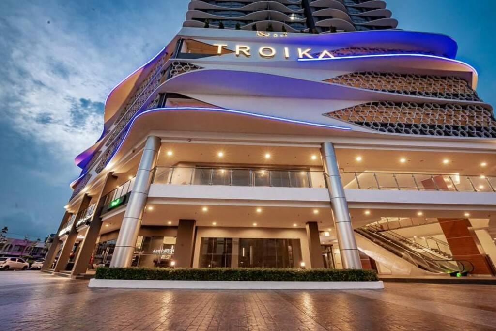 Troika Kota Bharu Penthouse Homestay Ngoại thất bức ảnh
